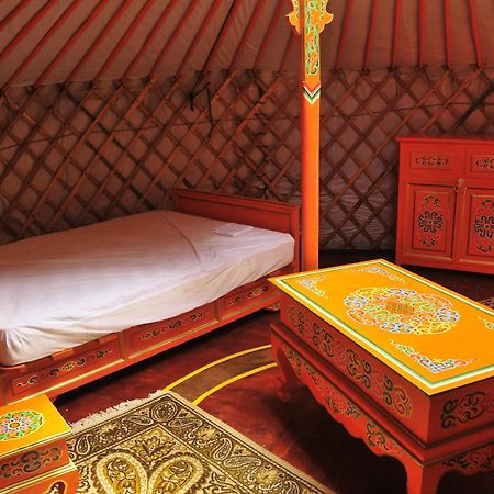 Yourte Roulotte Et Gite De La Laita Clohars-Carnoet Ngoại thất bức ảnh